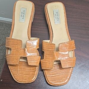 Steve Madden Brown Flats with Croc Texture